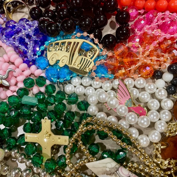 Costume Jewelry Collection - Picture 5 of 7